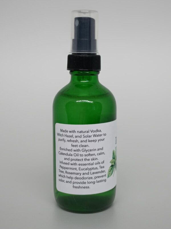 4.4 Desodorante Spray para Pies (Refreshing Foot Spray) - 4 oz