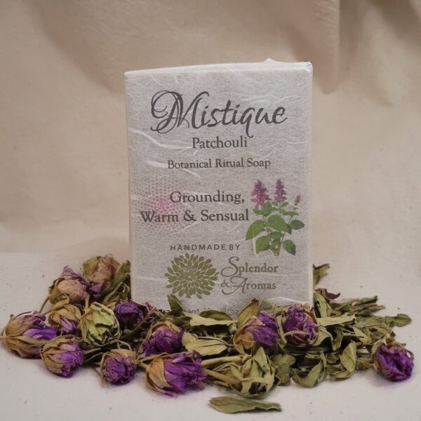 MISTIQUE etiq Mistique Artisan Soap