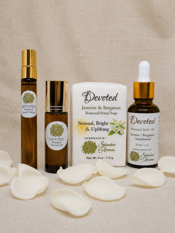 DEVOTED GIFT SET PRODUCTO 3 34. Devoted Gift Set