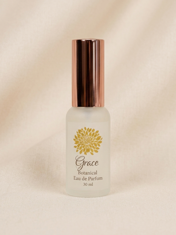 GRACE Grace • Perfume Natural de Rosas y Bergamota para el Amor Propio